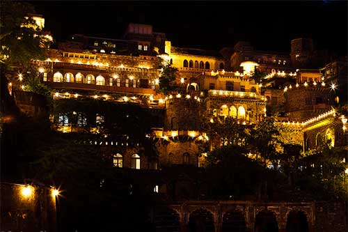 Neemrana fort